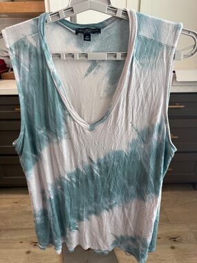 Signature Studio Teal and White Tie-Dye V-Neck Tank